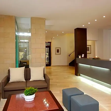 Centrum Ξενοδοχείο 3*