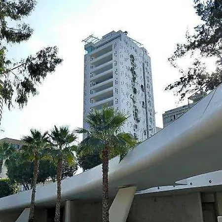 Centrum Ξενοδοχείο 3*