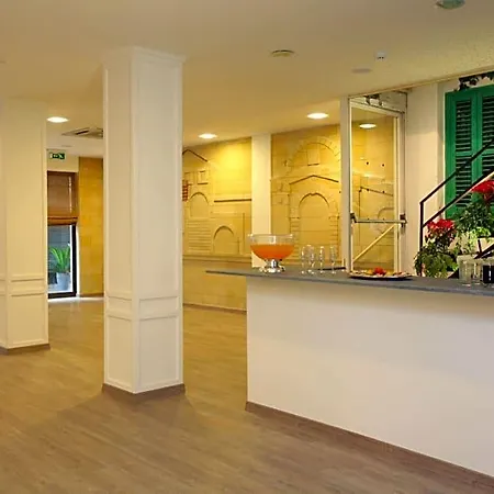 Ξενοδοχείο Centrum 3*