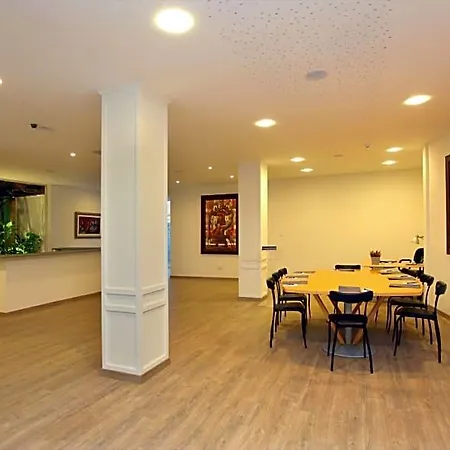 Hotel Centrum 3*
